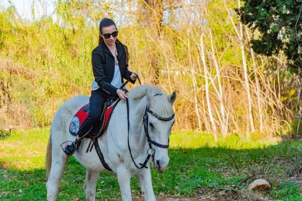 Horse Safari - Lara Beach Riding 2